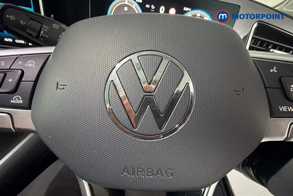 Volkswagen Passat Life Automatic Petrol Plug-In Hybrid Estate - Stock Number (1647521) - 5th supplementary image