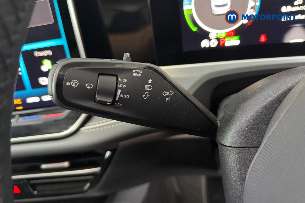 Volkswagen Passat Life Automatic Petrol Plug-In Hybrid Estate - Stock Number (1647521) - 6th supplementary image