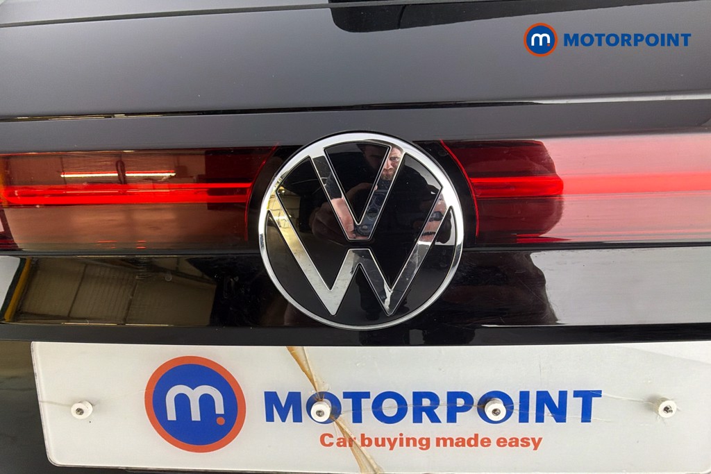 Volkswagen Passat Life Automatic Petrol Plug-In Hybrid Estate - Stock Number (1647521) - 37th supplementary image