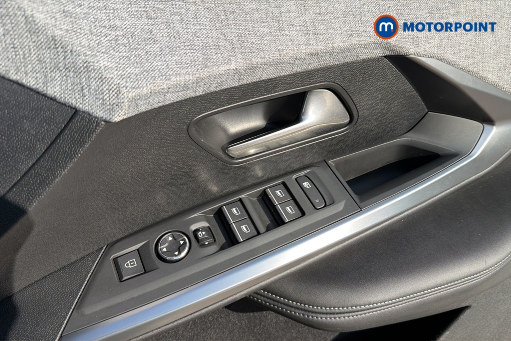 Peugeot 5008 GT Automatic Petrol SUV - Stock Number (1647576) - 19th supplementary image