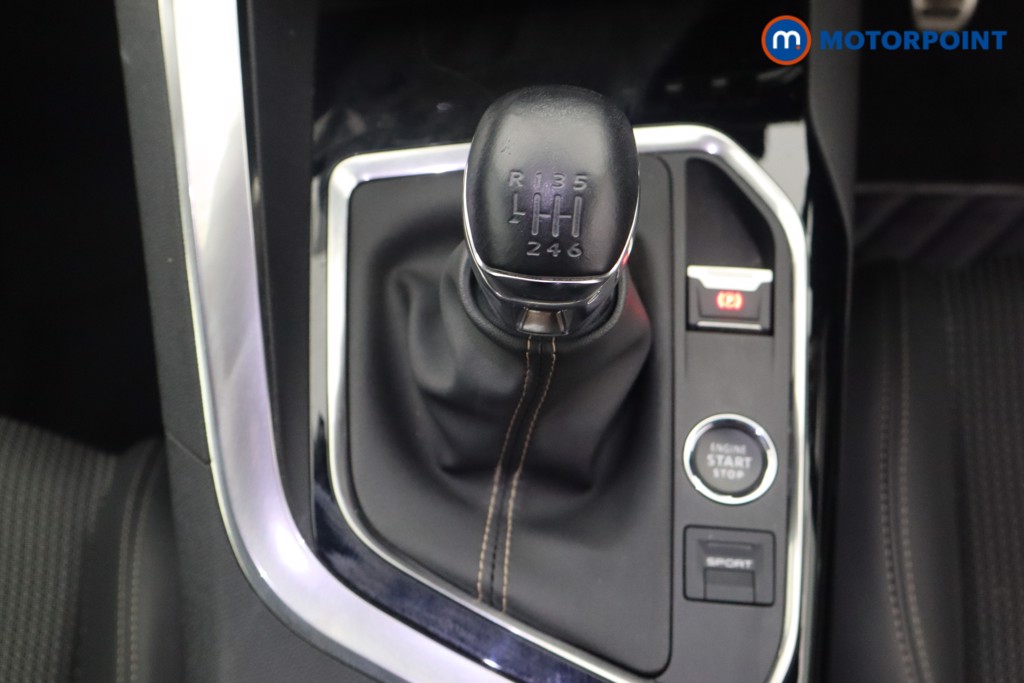 Peugeot 3008 GT Manual Petrol SUV - Stock Number (1647628) - 4th supplementary image