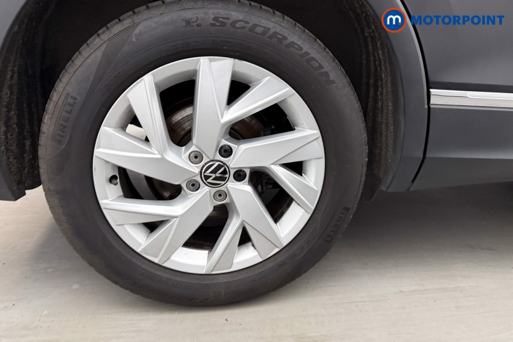 Volkswagen Tiguan Allspace Life Automatic Petrol SUV - Stock Number (1623479) - 24th supplementary image