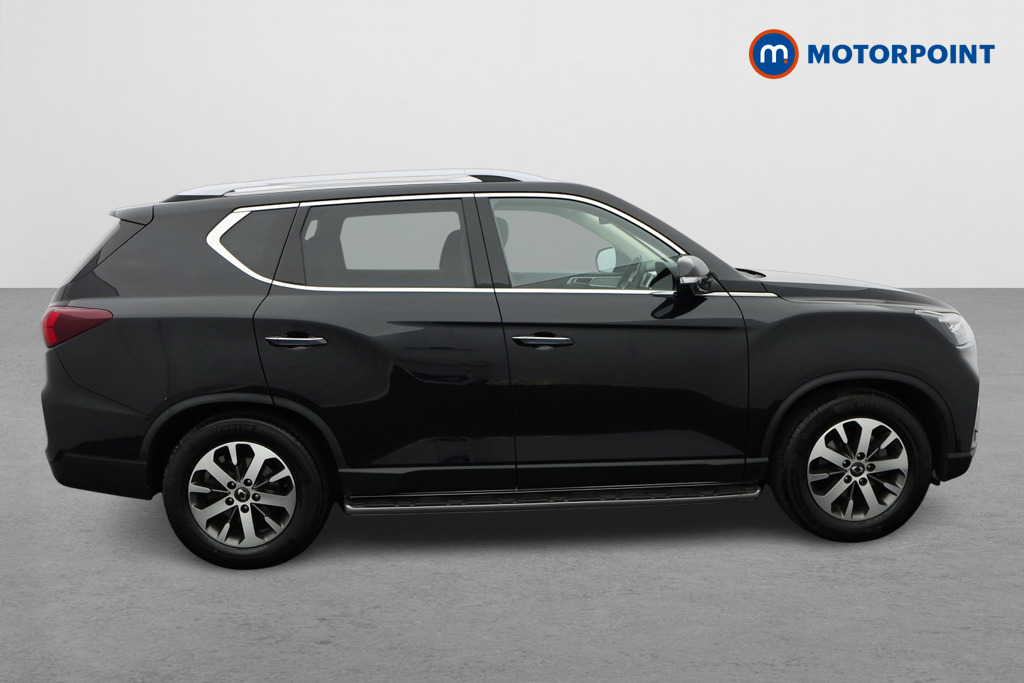 Ssangyong Rexton Ultimate Automatic Diesel SUV - Stock Number (1626626) - Drivers side