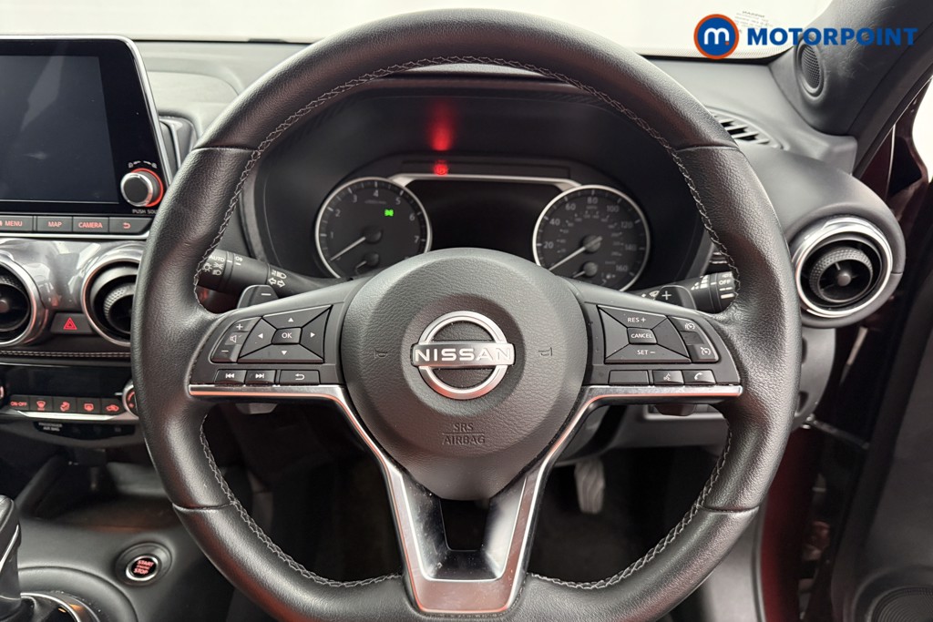 Nissan Juke N-Connecta Automatic Petrol SUV - Stock Number (1629023) - 2nd supplementary image