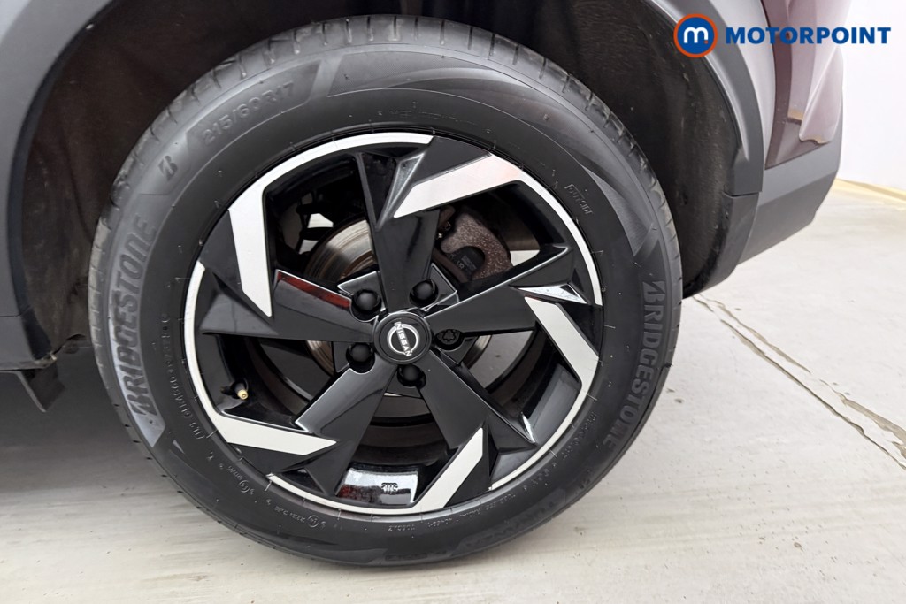Nissan Juke N-Connecta Automatic Petrol SUV - Stock Number (1629023) - 24th supplementary image