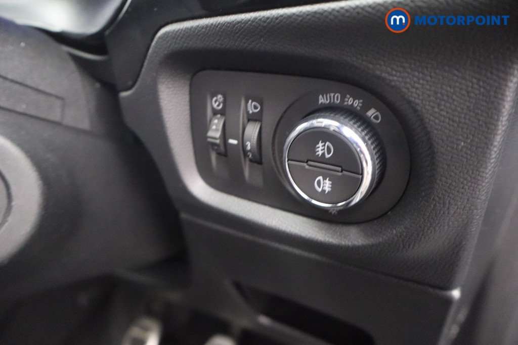 Vauxhall Corsa GS Manual Petrol Hatchback - Stock Number (1634363) - 14th supplementary image