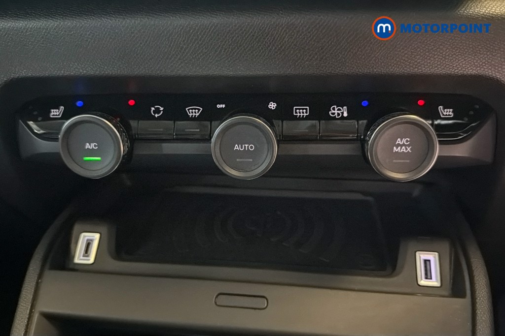 Citroen C4 X E-Series Automatic Electric Saloon - Stock Number (1635913) - 12th supplementary image