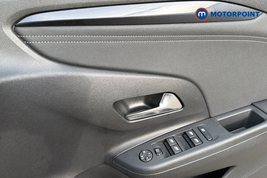 Vauxhall Corsa GS Manual Petrol Hatchback - Stock Number (1638016) - 19th supplementary image