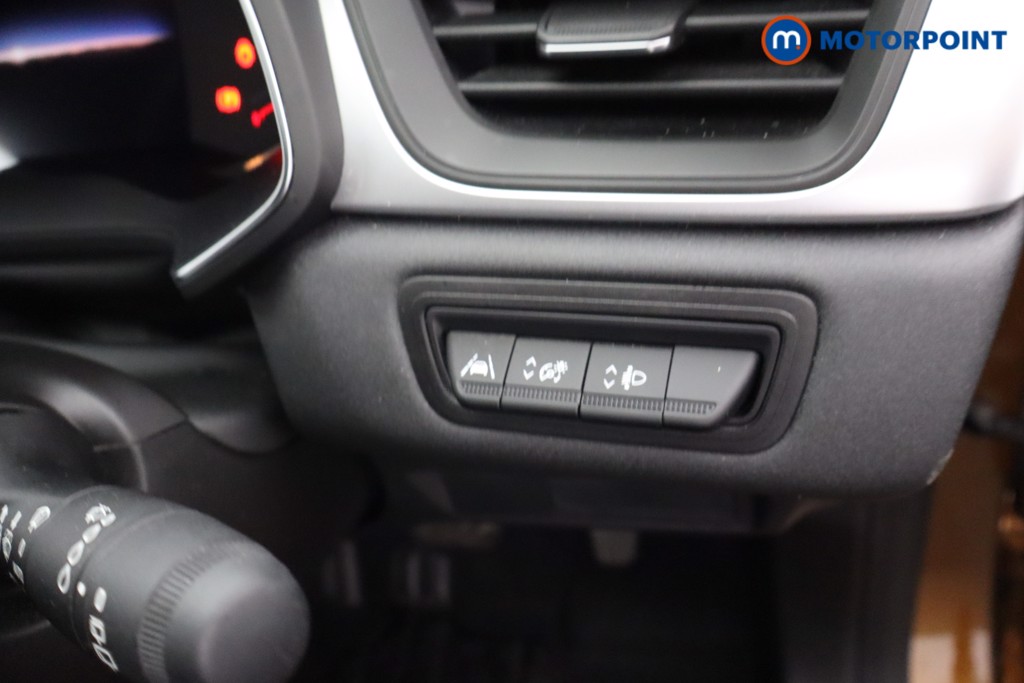 Renault Captur Iconic Edition Automatic Petrol-Electric Hybrid SUV - Stock Number (1640077) - 11th supplementary image