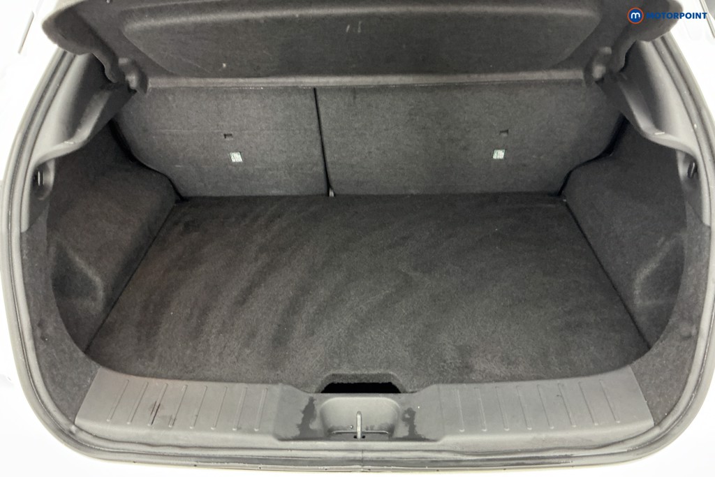 Nissan Juke N-Connecta Automatic Petrol SUV - Stock Number (1640712) - 3rd supplementary image