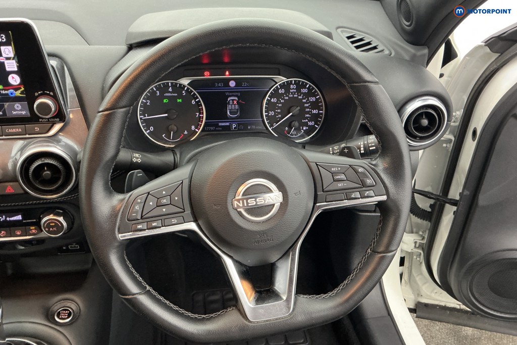 Nissan Juke N-Connecta Automatic Petrol SUV - Stock Number (1640712) - 6th supplementary image