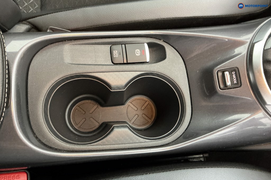 Nissan Juke N-Connecta Automatic Petrol SUV - Stock Number (1640712) - 14th supplementary image