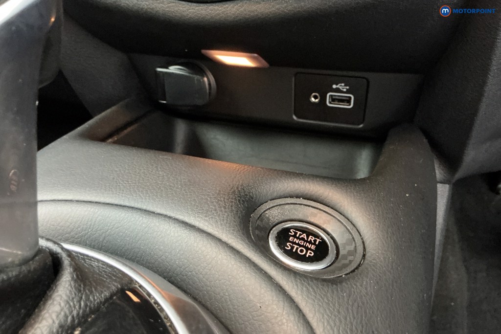 Nissan Juke N-Connecta Automatic Petrol SUV - Stock Number (1640712) - 16th supplementary image