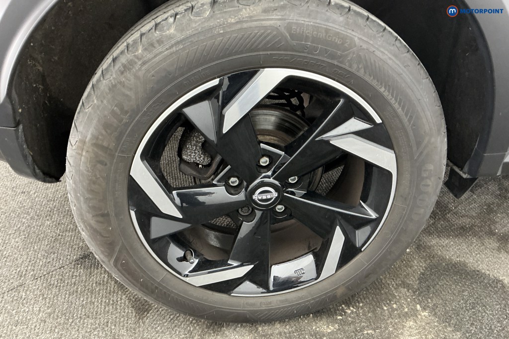 Nissan Juke N-Connecta Automatic Petrol SUV - Stock Number (1640712) - 33rd supplementary image