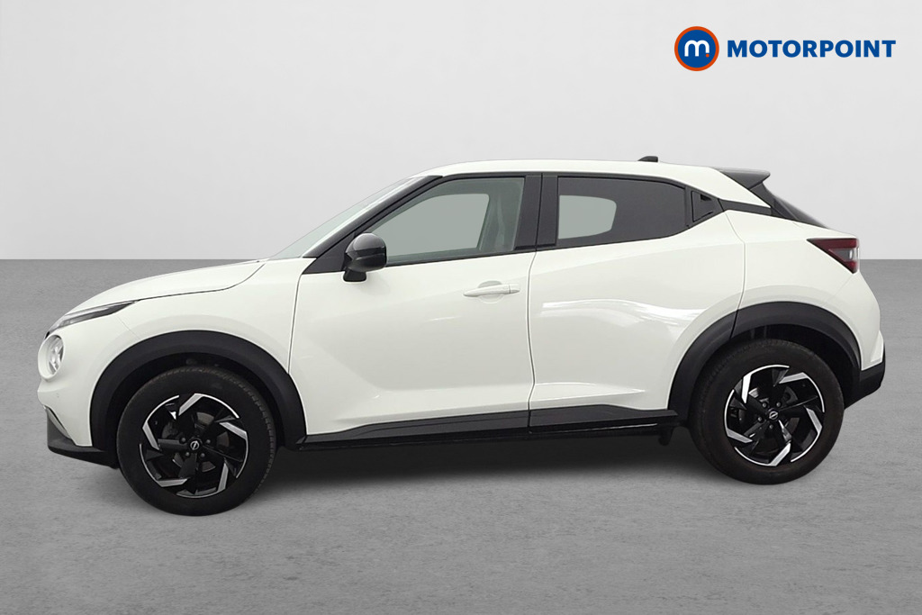 Nissan Juke N-Connecta Automatic Petrol SUV - Stock Number (1640712) - Passenger side