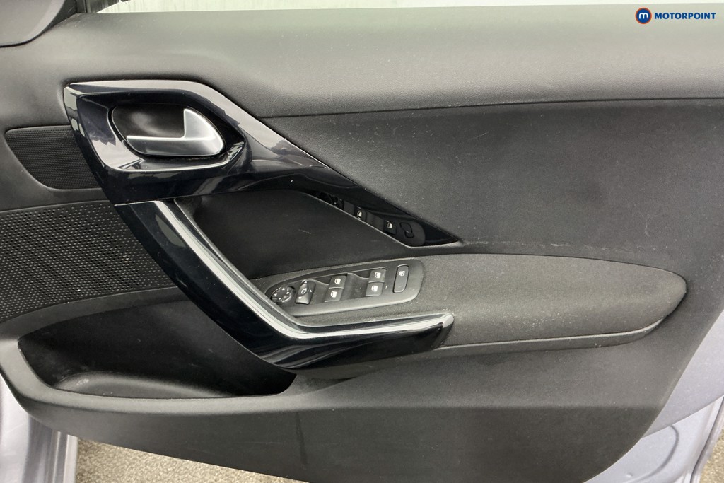 Peugeot 208 Tech Edition Manual Petrol Hatchback - Stock Number (1641092) - 24th supplementary image