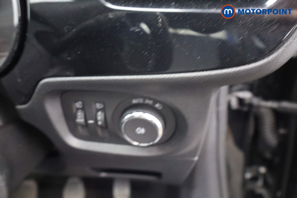 Vauxhall Corsa Design Manual Petrol Hatchback - Stock Number (1641286) - 11th supplementary image