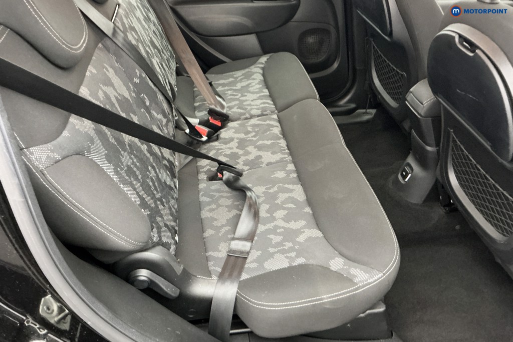 Fiat 500L Cross Manual Petrol Hatchback - Stock Number (1642263) - 4th supplementary image