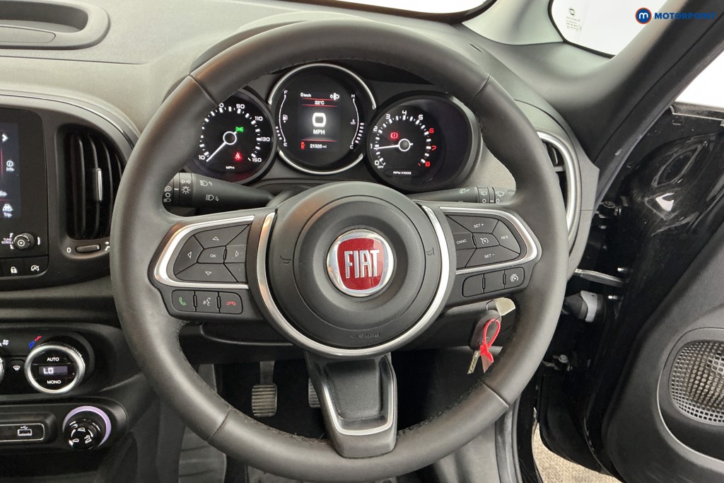 Fiat 500L Cross Manual Petrol Hatchback - Stock Number (1642263) - 6th supplementary image