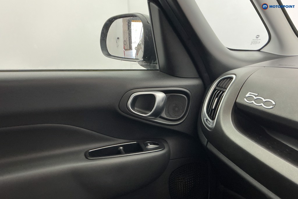 Fiat 500L Cross Manual Petrol Hatchback - Stock Number (1642263) - 18th supplementary image