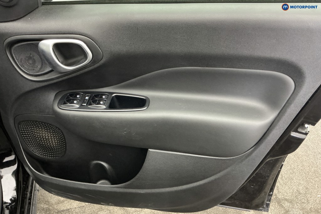 Fiat 500L Cross Manual Petrol Hatchback - Stock Number (1642263) - 23rd supplementary image