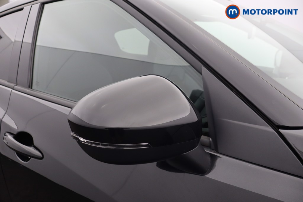 Nissan Juke N-Connecta Automatic Petrol SUV - Stock Number (1642407) - 24th supplementary image