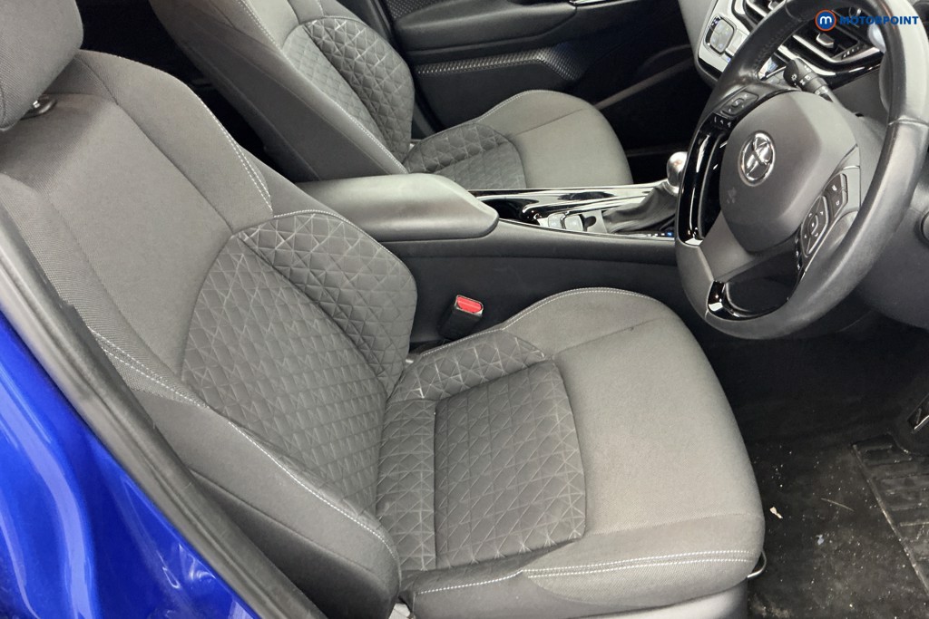 Toyota C-Hr Design Automatic Petrol-Electric Hybrid SUV - Stock Number (1642625) - 5th supplementary image