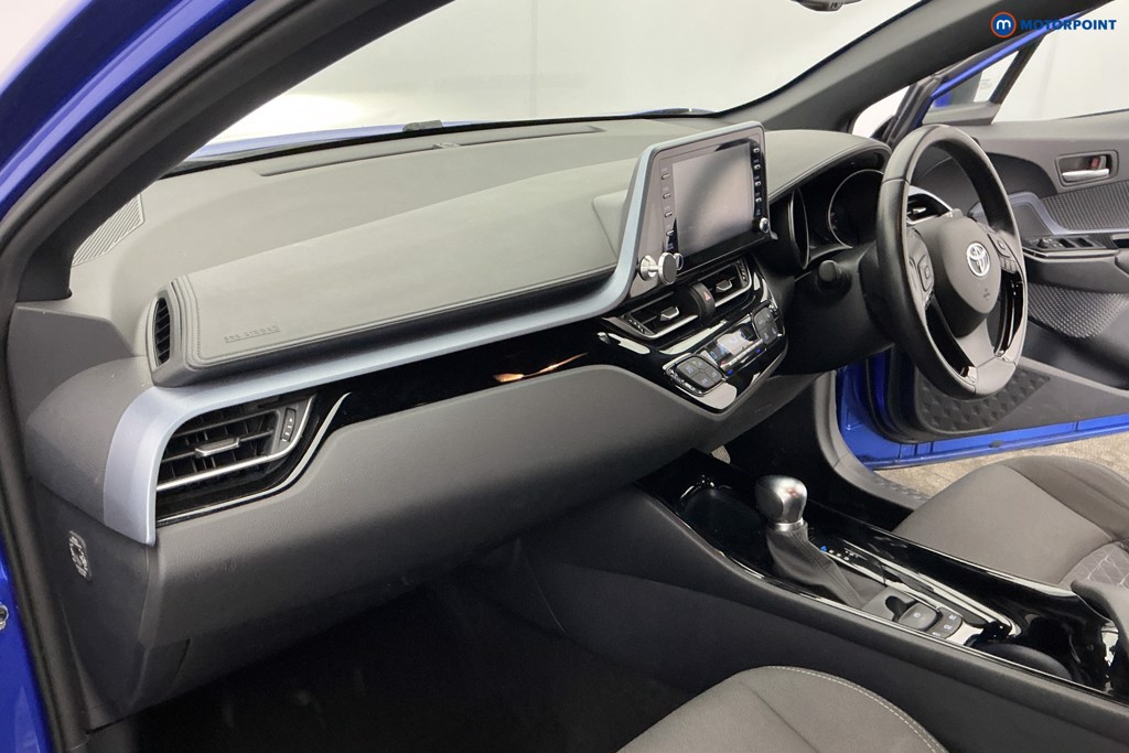 Toyota C-Hr Design Automatic Petrol-Electric Hybrid SUV - Stock Number (1642625) - 9th supplementary image