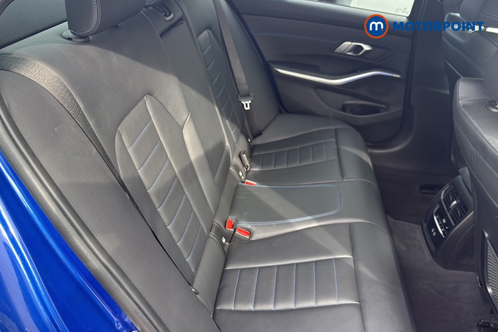 BMW 3 Series M Sport Automatic Diesel Saloon - Stock Number (1642717) - 25th supplementary image
