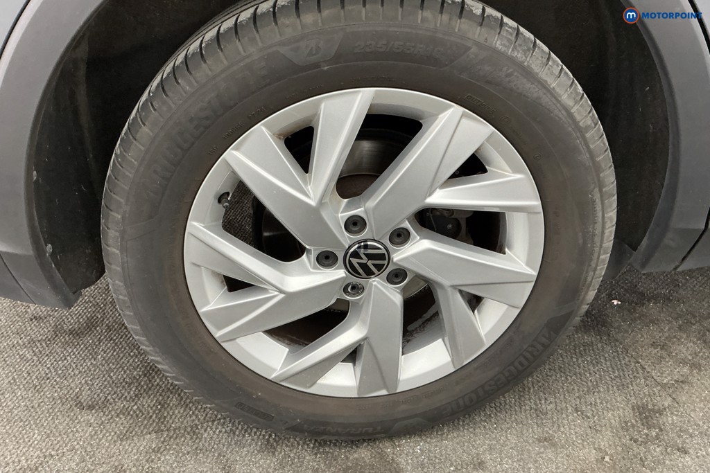 Volkswagen Tiguan Life Automatic Petrol SUV - Stock Number (1643168) - 33rd supplementary image