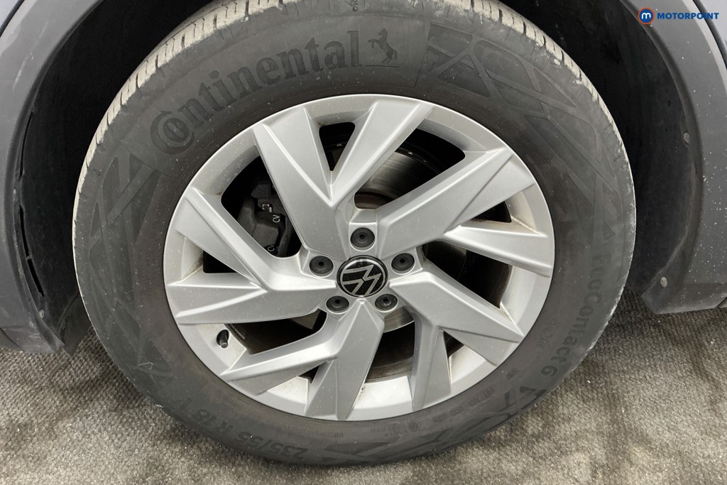 Volkswagen Tiguan Life Automatic Petrol SUV - Stock Number (1643168) - 35th supplementary image