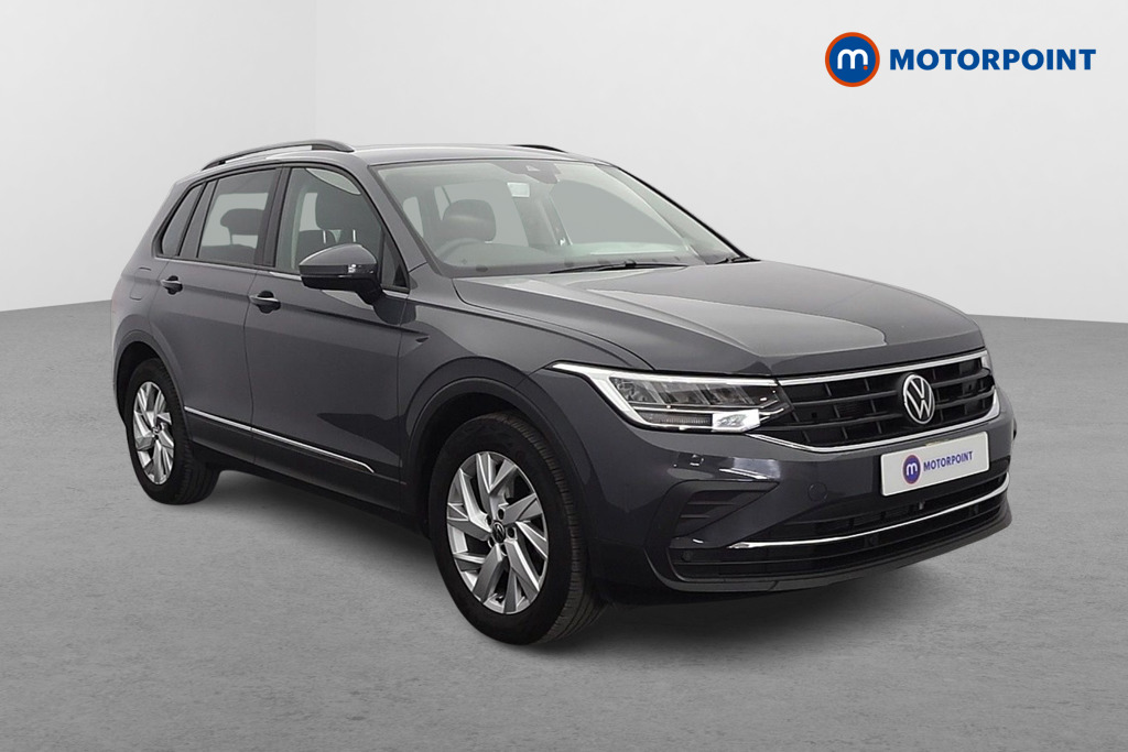 Volkswagen Tiguan Life Automatic Petrol SUV - Stock Number (1643168) - Drivers side front corner