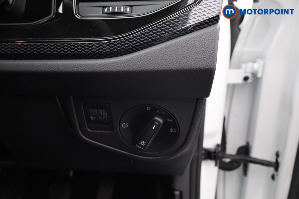 Volkswagen Polo Match Manual Petrol Hatchback - Stock Number (1643381) - 12th supplementary image