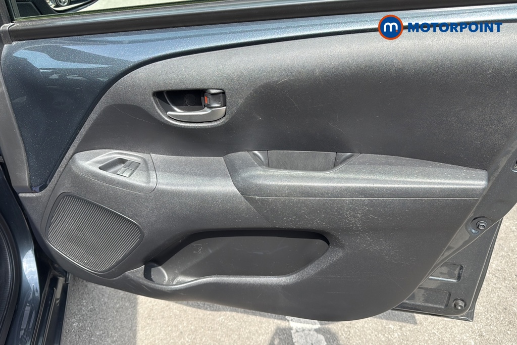 Toyota Aygo X-Trend Manual Petrol Hatchback - Stock Number (1643632) - 18th supplementary image