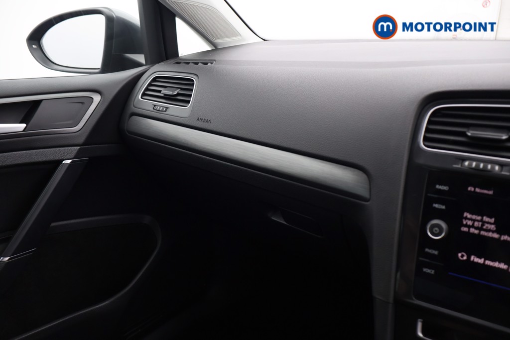Volkswagen Golf Match Manual Petrol Hatchback - Stock Number (1643677) - 9th supplementary image