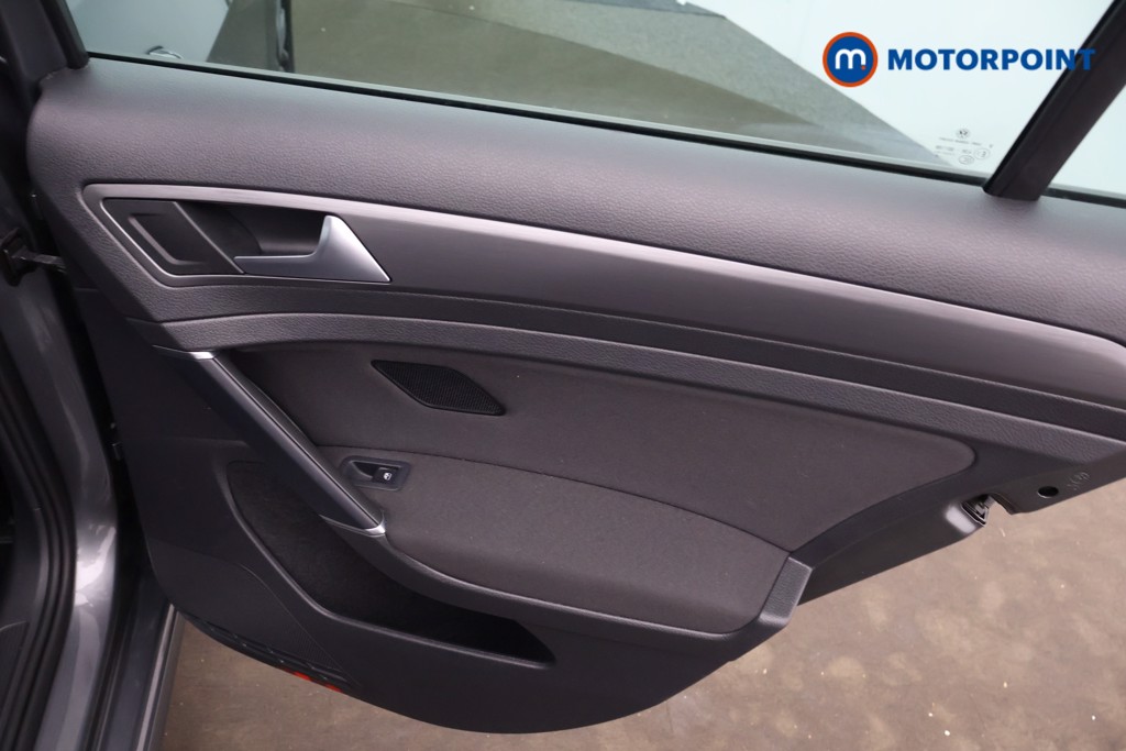 Volkswagen Golf Match Manual Petrol Hatchback - Stock Number (1643677) - 16th supplementary image