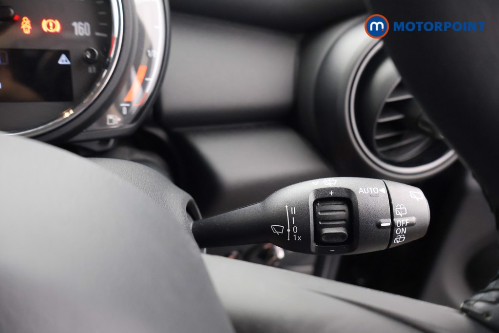 Mini Hatchback ONE Manual Petrol Hatchback - Stock Number (1643736) - 6th supplementary image
