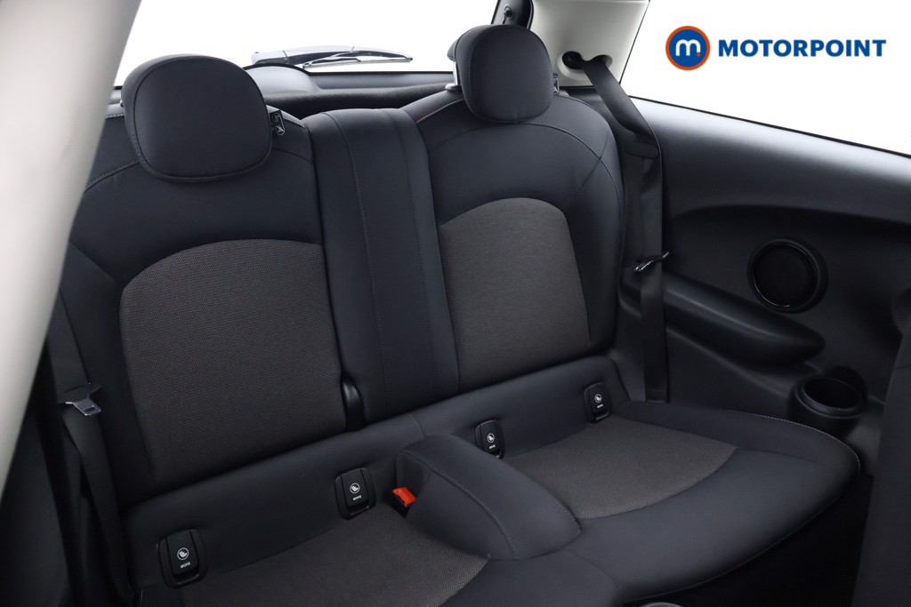 Mini Hatchback ONE Manual Petrol Hatchback - Stock Number (1643736) - 16th supplementary image