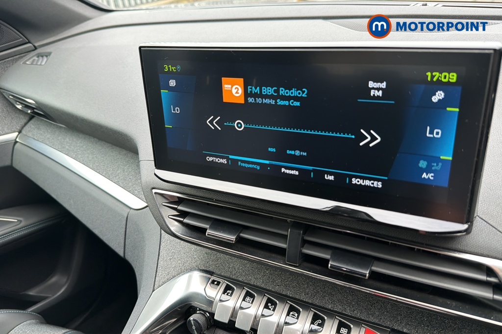 Peugeot 3008 Allure Premium-Plus Automatic Petrol Plug-In Hybrid SUV - Stock Number (1644487) - 8th supplementary image