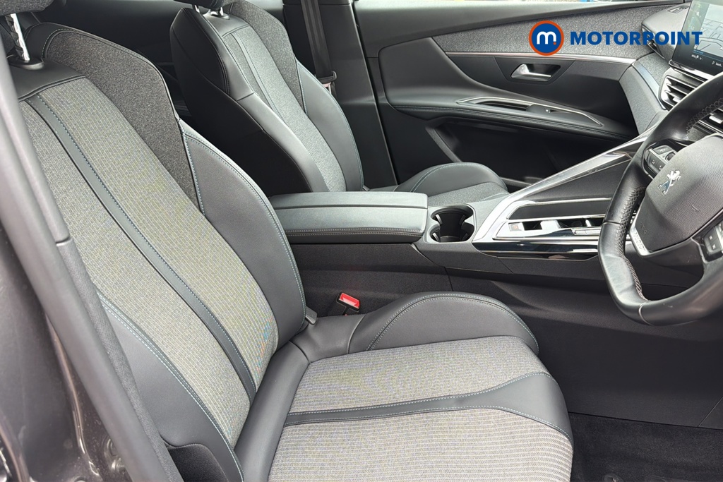 Peugeot 3008 Allure Premium-Plus Automatic Petrol Plug-In Hybrid SUV - Stock Number (1644487) - 22nd supplementary image