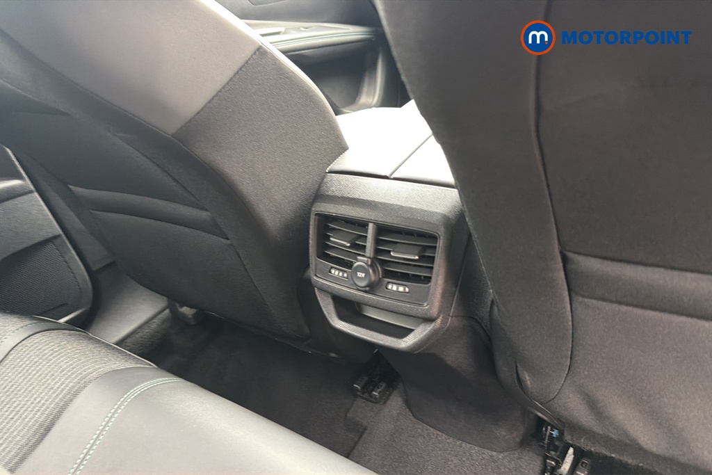 Peugeot 3008 Allure Premium-Plus Automatic Petrol Plug-In Hybrid SUV - Stock Number (1644487) - 28th supplementary image