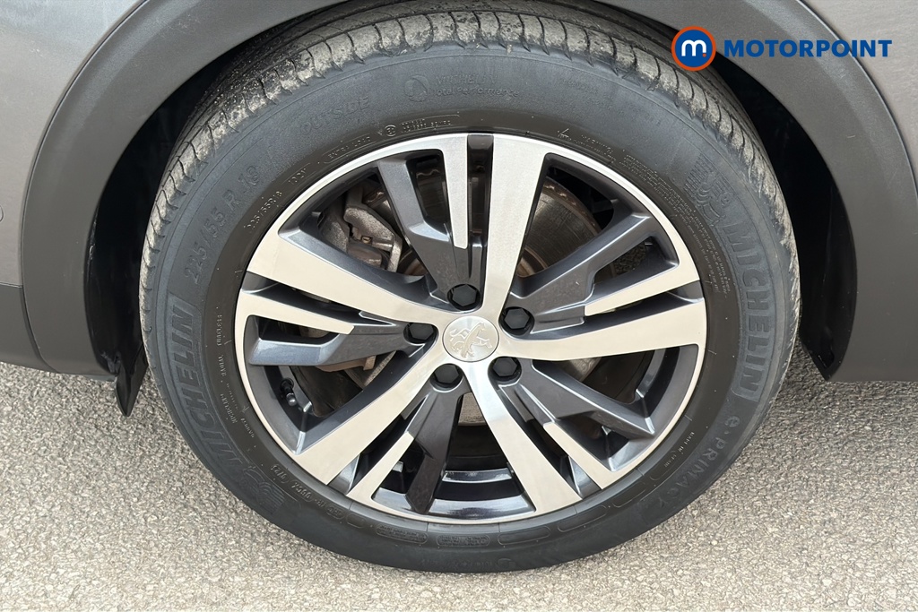 Peugeot 3008 Allure Premium-Plus Automatic Petrol Plug-In Hybrid SUV - Stock Number (1644487) - 44th supplementary image