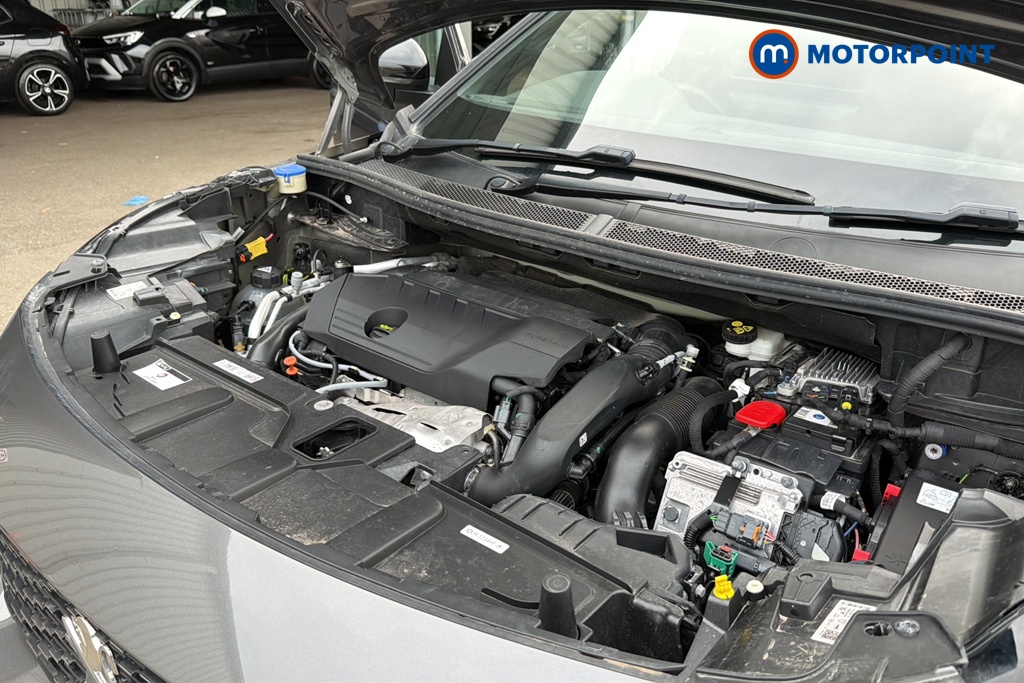 Peugeot 3008 Allure Premium-Plus Automatic Petrol Plug-In Hybrid SUV - Stock Number (1644487) - 48th supplementary image