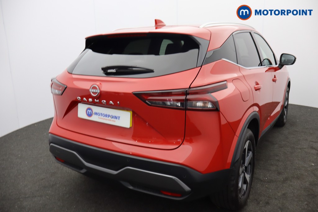 Nissan Qashqai N-Connecta Manual Petrol SUV - Stock Number (1644536) - 2nd supplementary image