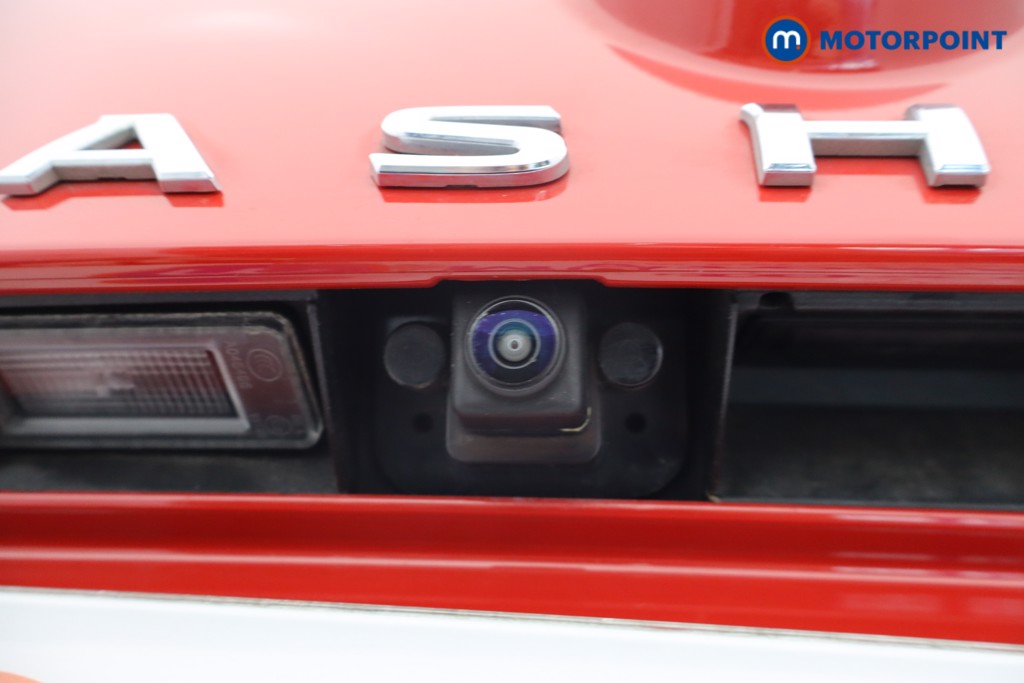 Nissan Qashqai N-Connecta Manual Petrol SUV - Stock Number (1644536) - 5th supplementary image
