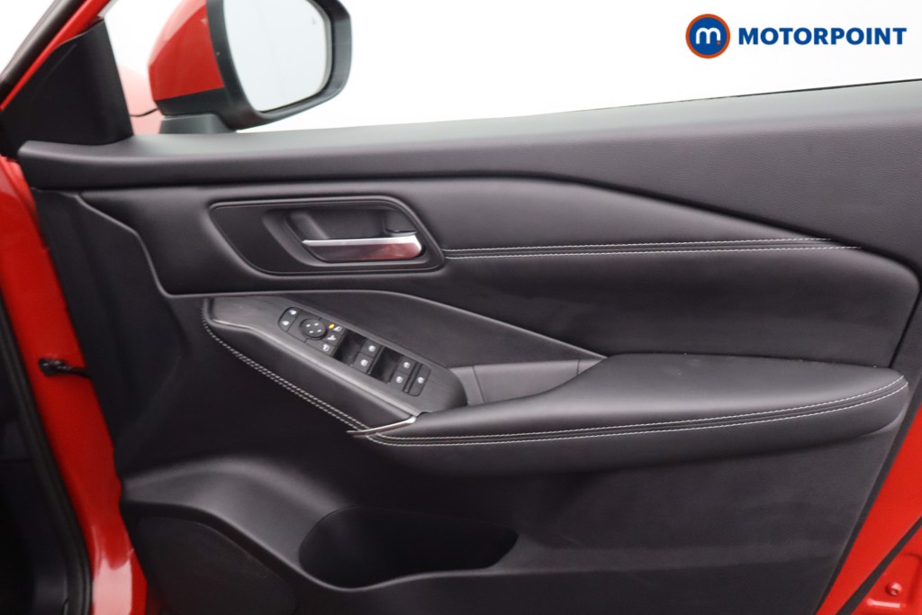 Nissan Qashqai N-Connecta Manual Petrol SUV - Stock Number (1644536) - 10th supplementary image