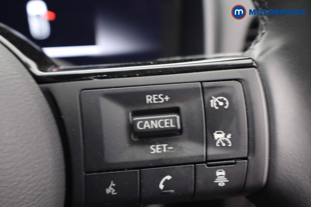 Nissan Qashqai N-Connecta Manual Petrol SUV - Stock Number (1644536) - 14th supplementary image
