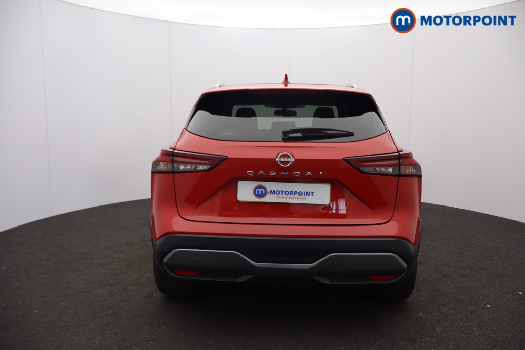 Nissan Qashqai N-Connecta Manual Petrol SUV - Stock Number (1644536) - 1st supplementary image
