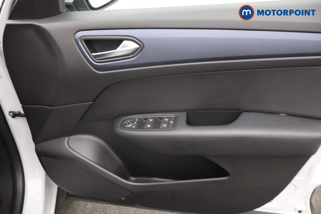 Renault Arkana Evolution Automatic Petrol-Electric Hybrid SUV - Stock Number (1644557) - 11th supplementary image