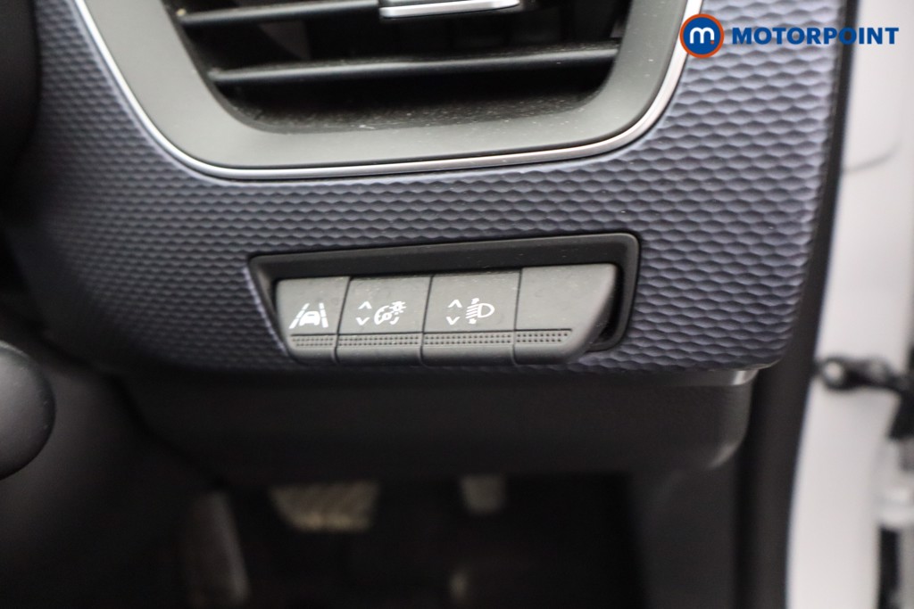 Renault Arkana Evolution Automatic Petrol-Electric Hybrid SUV - Stock Number (1644557) - 13th supplementary image
